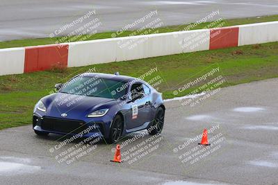 media/Jan-08-2023-OnGrid (Sun) [[46c634b271]]/Green/Front Straight (940am)/